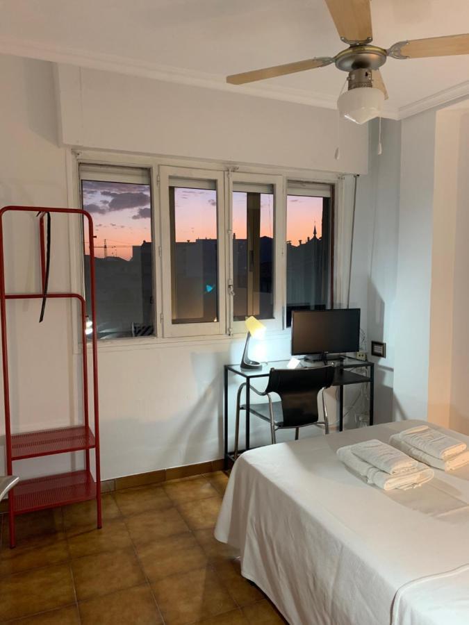 Hotel Y Restaurante Puerta De Aranda アランダ・デ・ドゥエロ エクステリア 写真