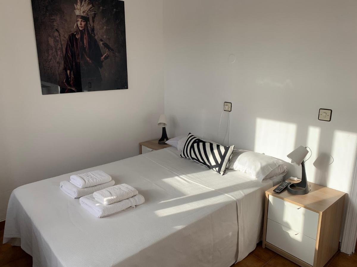 Hotel Y Restaurante Puerta De Aranda アランダ・デ・ドゥエロ エクステリア 写真